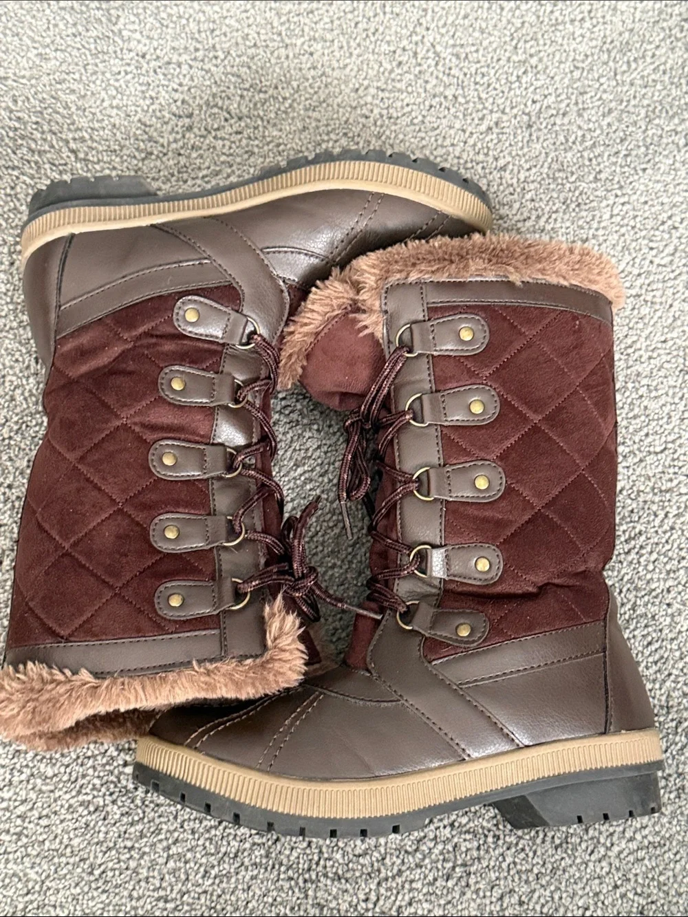 totes “Gemma” Brown Faux-Fur & Faux Leather Lace-Up Winter Boots. Size 7M